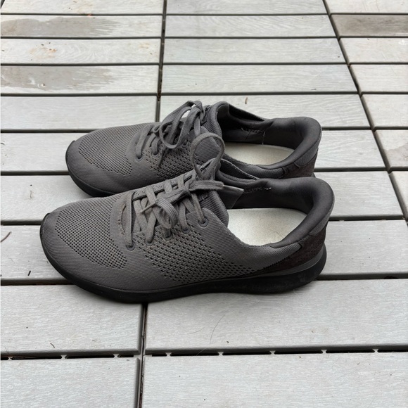 Kizik Lima Hands Free Slip On Casual Sneakers Mens Size 10 Graphite Grays - Picture 1 of 5